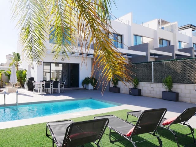 3 quarto Moradia para venda em Villamartin, Orihuela com piscina - 410 000 € (Ref: 9414839)