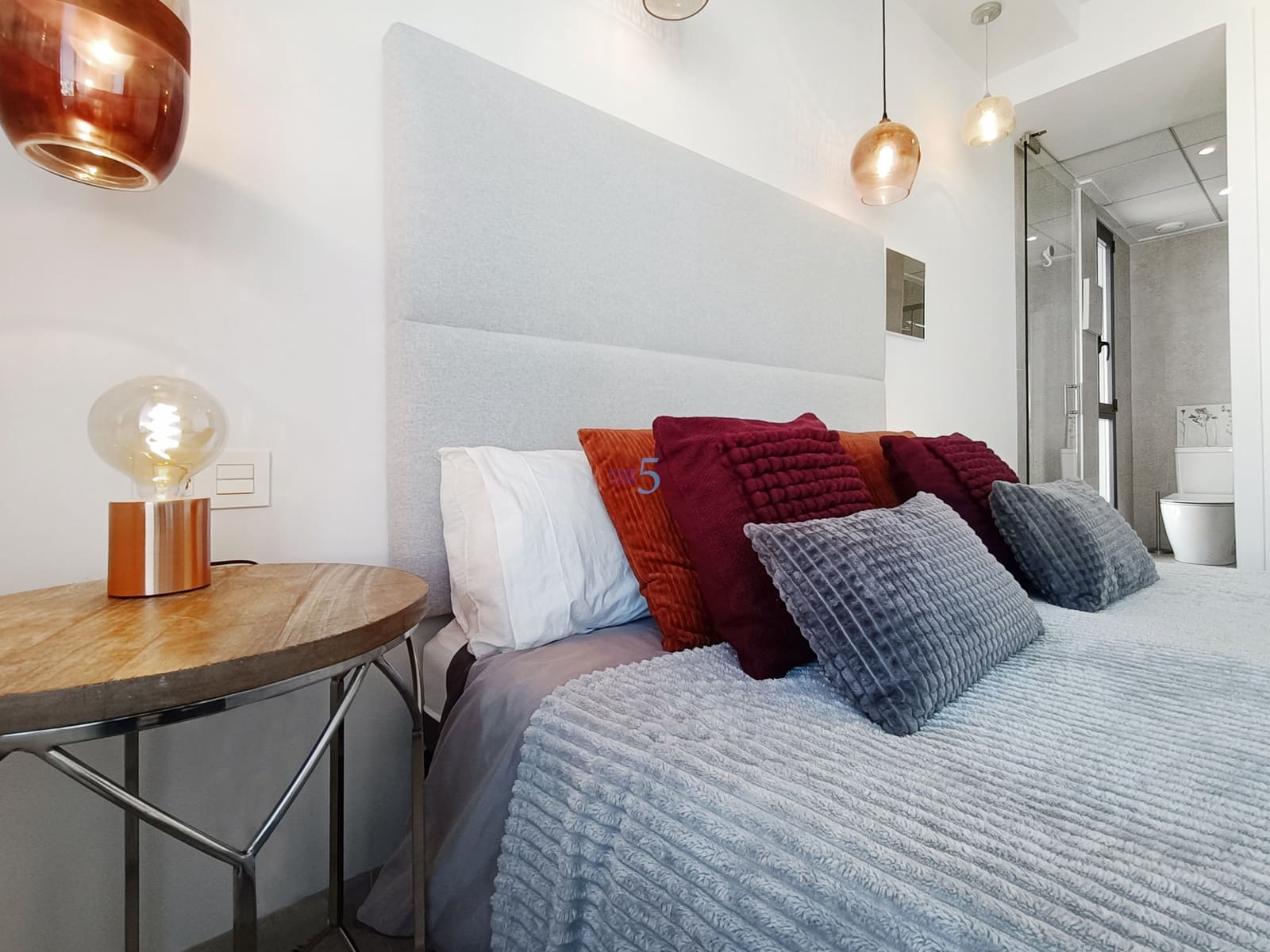 3 quarto Moradia para venda em Villamartin com piscina - 410 000 € (Ref: 9414839)