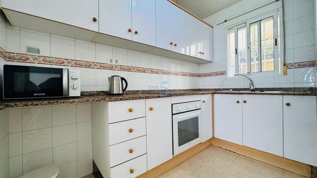 Casa de 2 habitaciones en Villamartin, Orihuela en venta con piscina - 179.900 € (Ref: 9414840)