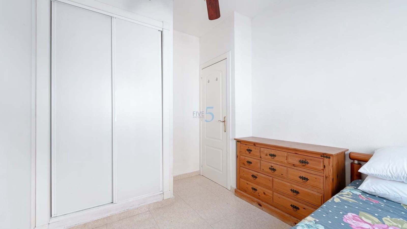 2 makuuhuone Omakotitalo myytävänä paikassa Villamartin mukana uima-altaan - 179 900 € (Ref: 9414840)