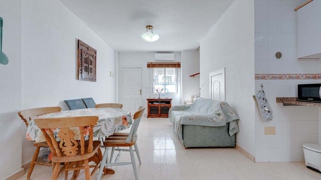 2 sovrum Hus till salu i Villamartin, Orihuela med pool - 179 900 € (Ref: 9414840)