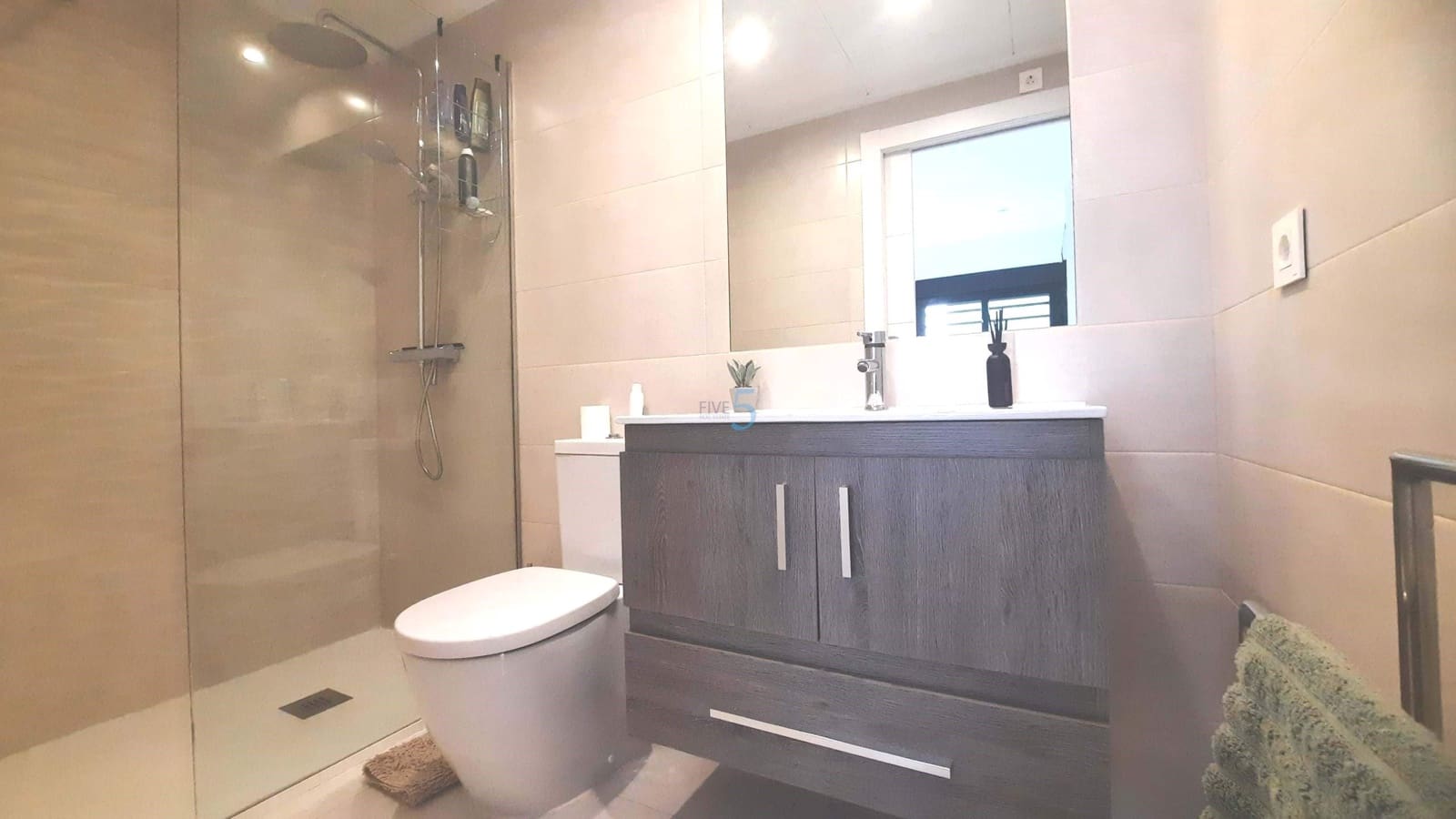 2 makuuhuone Huoneisto myytävänä paikassa Lo Pagan mukana uima-altaan - 189 000 € (Ref: 9414841)