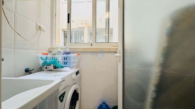 2 makuuhuone Huoneisto myytävänä paikassa Playa Flamenca, Orihuela mukana uima-altaan - 205 000 € (Ref: 9415592)