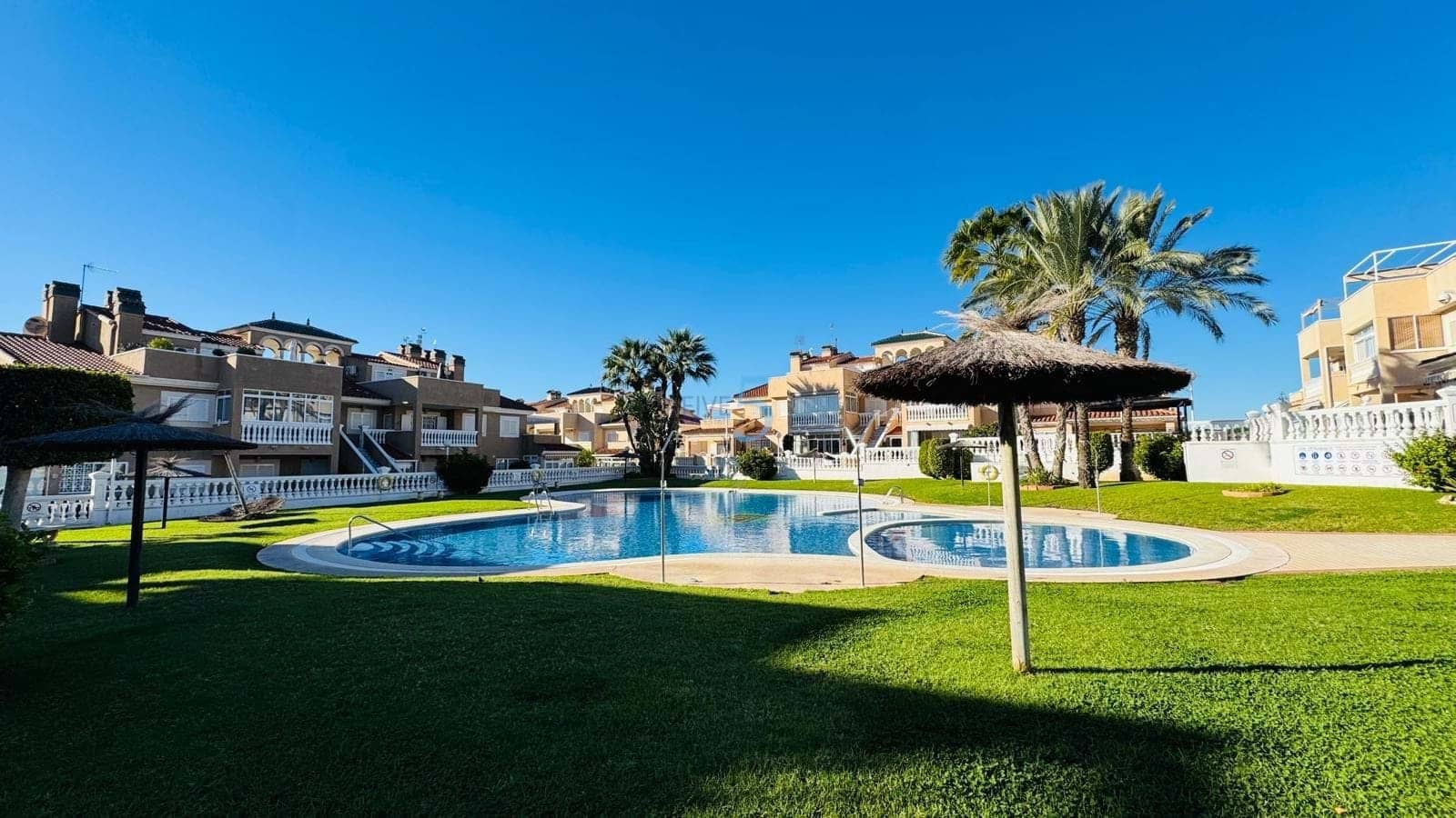 2 bedroom Apartment for sale in Playa Flamenca with pool - € 205,000 (Ref: 9415592)