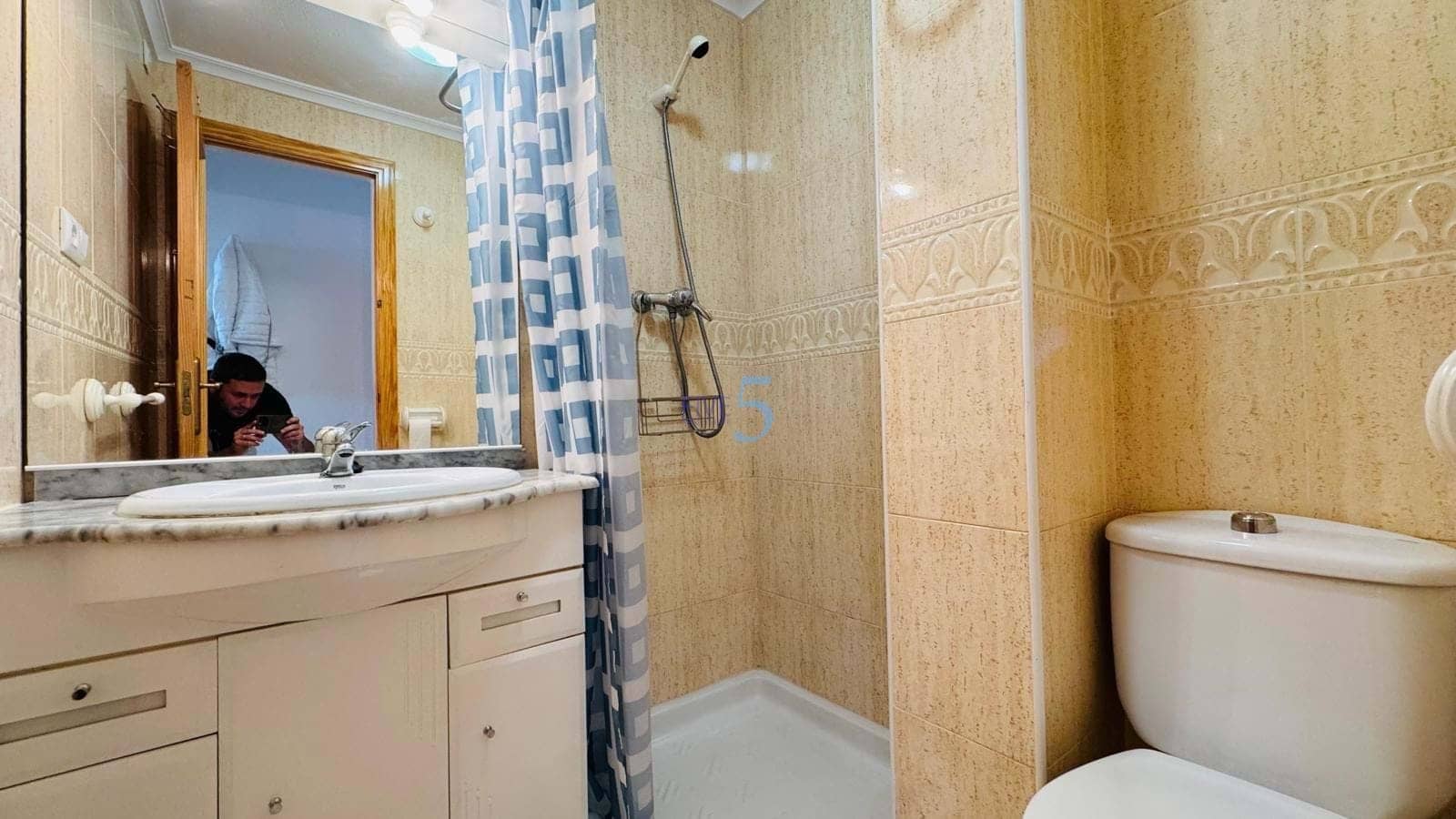 2 bedroom Apartment for sale in Playa Flamenca with pool - € 205,000 (Ref: 9415592)