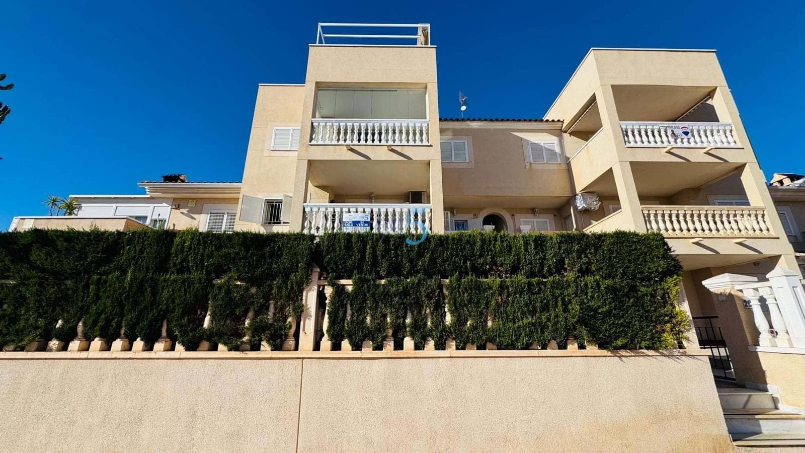 2 bedroom Apartment for sale in Playa Flamenca with pool - € 205,000 (Ref: 9415592)
