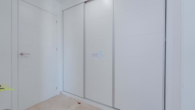 3 quarto Apartamento para venda em Villamartin, Orihuela com piscina garagem - 320 000 € (Ref: 9415593)