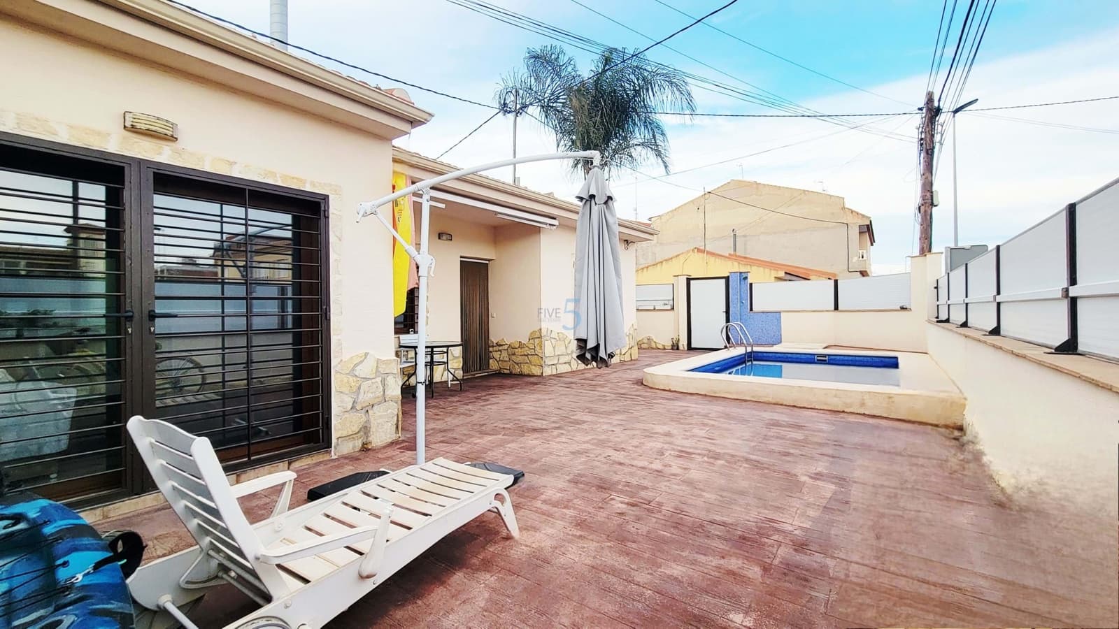 3 bedroom Bungalow for sale in San Pedro del Pinatar with pool garage - € 350,000 (Ref: 9415595)