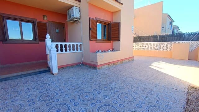 3 bedroom Apartment for sale in Torrevieja with pool - € 149,950 (Ref: 9415596)
