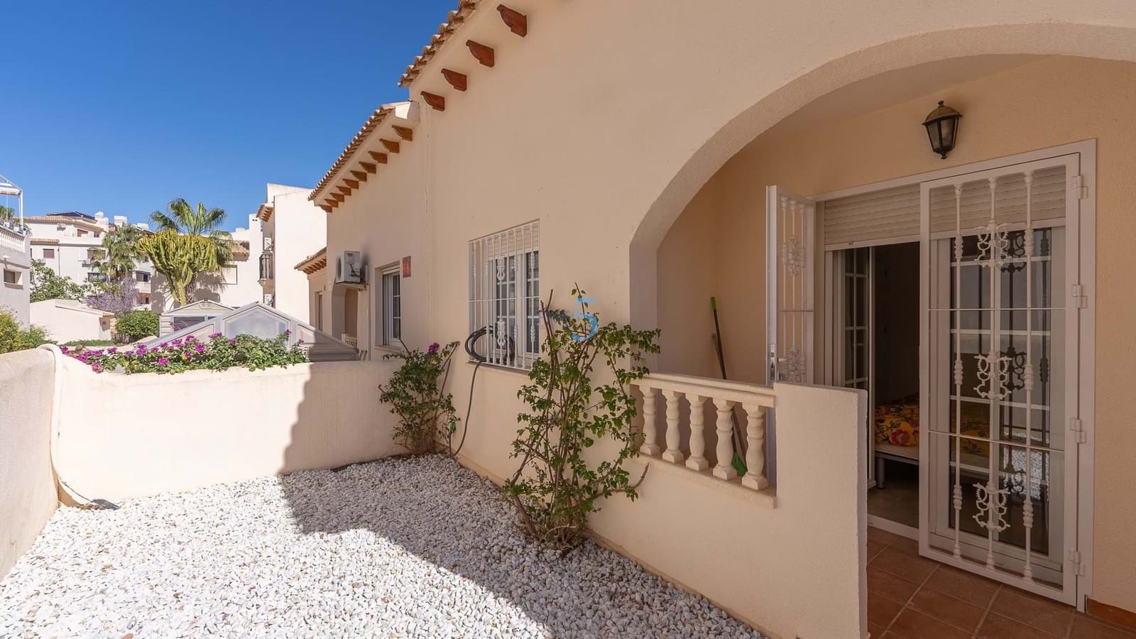 3 slaapkamer Huis te koop in Las Ramblas Golf met zwembad - € 214.000 (Ref: 9421572)