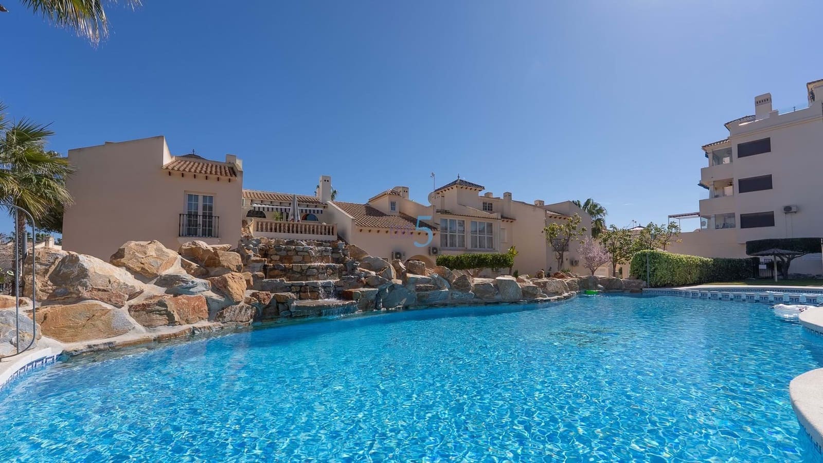 3 slaapkamer Huis te koop in Las Ramblas Golf met zwembad - € 214.000 (Ref: 9421572)