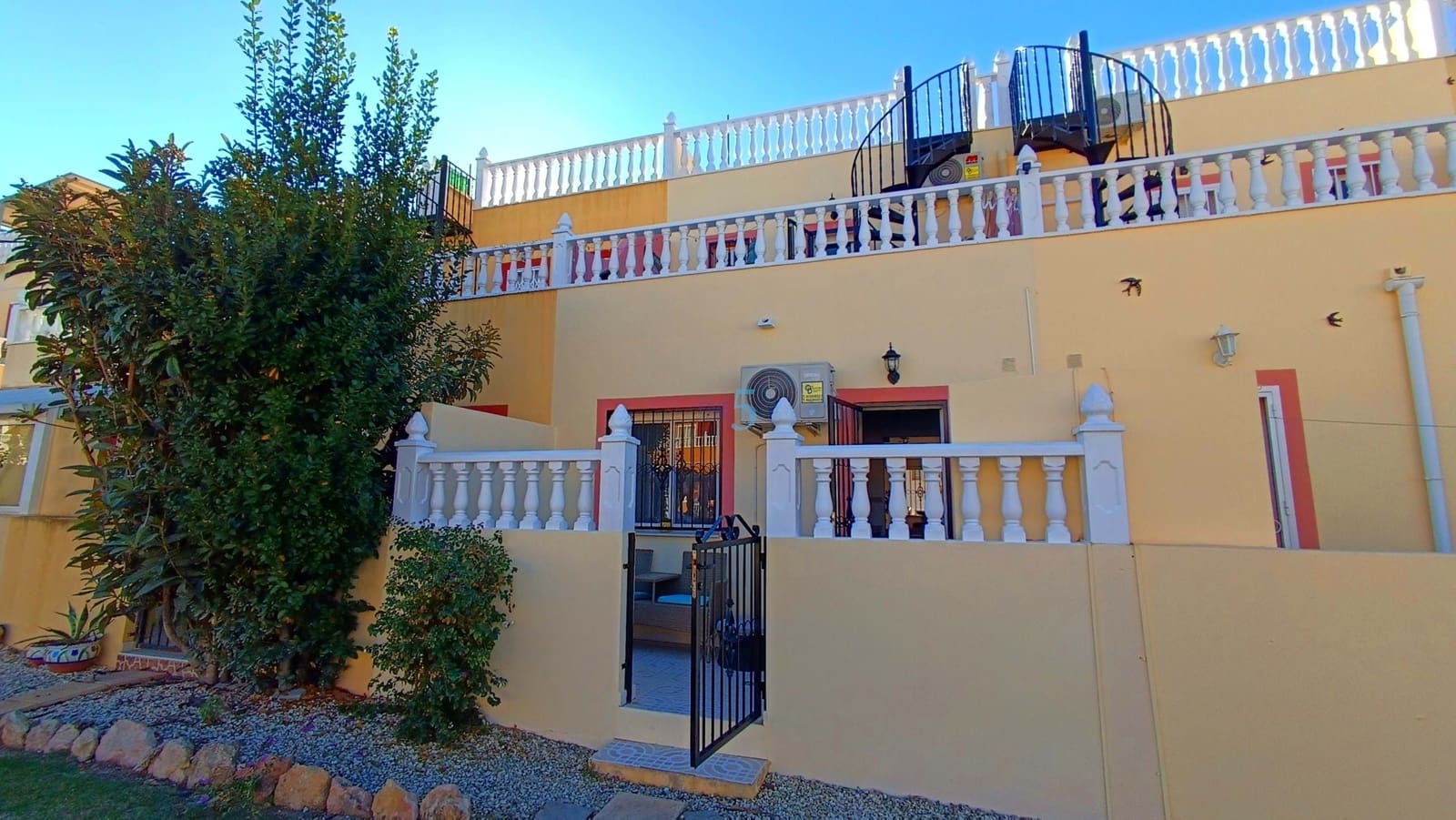 3 sovrum Hus till salu i Lo Crispin med pool - 179 995 € (Ref: 9424029)