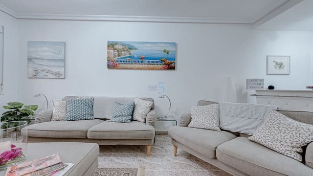 3 bedroom Townhouse for sale in Lo Crispin, Algorfa with pool - € 179,995 (Ref: 9424029)