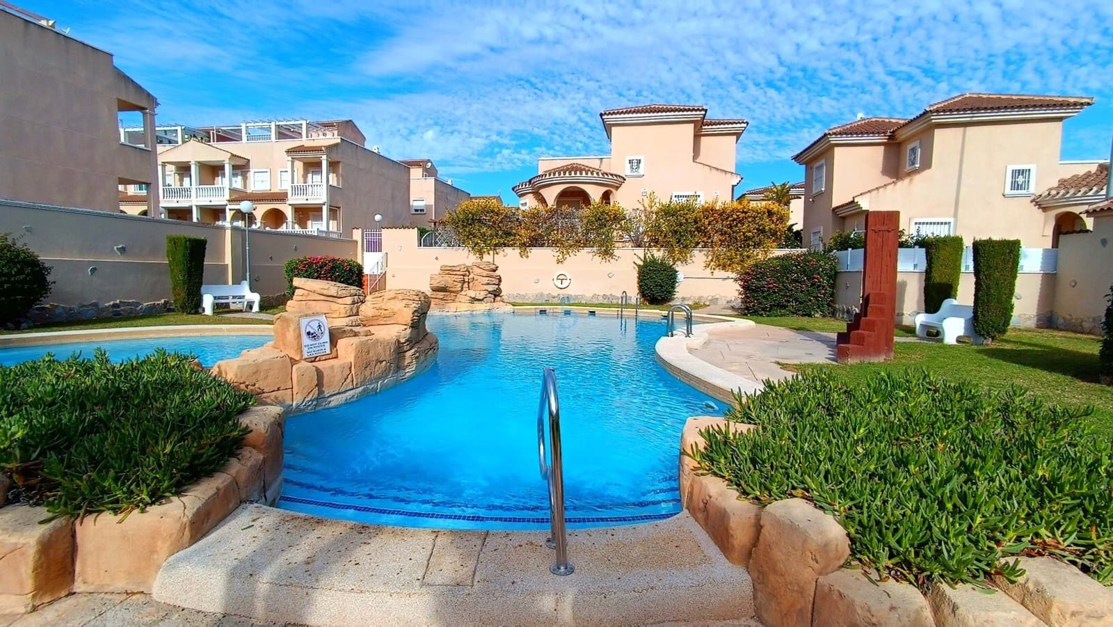 4 sovrum Hus till salu i Ciudad Quesada med pool garage - 239 995 € (Ref: 9426714)