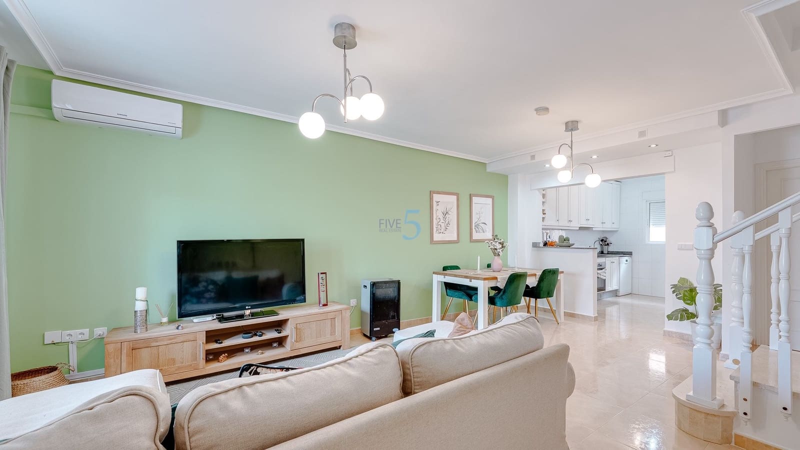 4 quarto Casa em Banda para venda em Ciudad Quesada com piscina garagem - 239 995 € (Ref: 9426714)