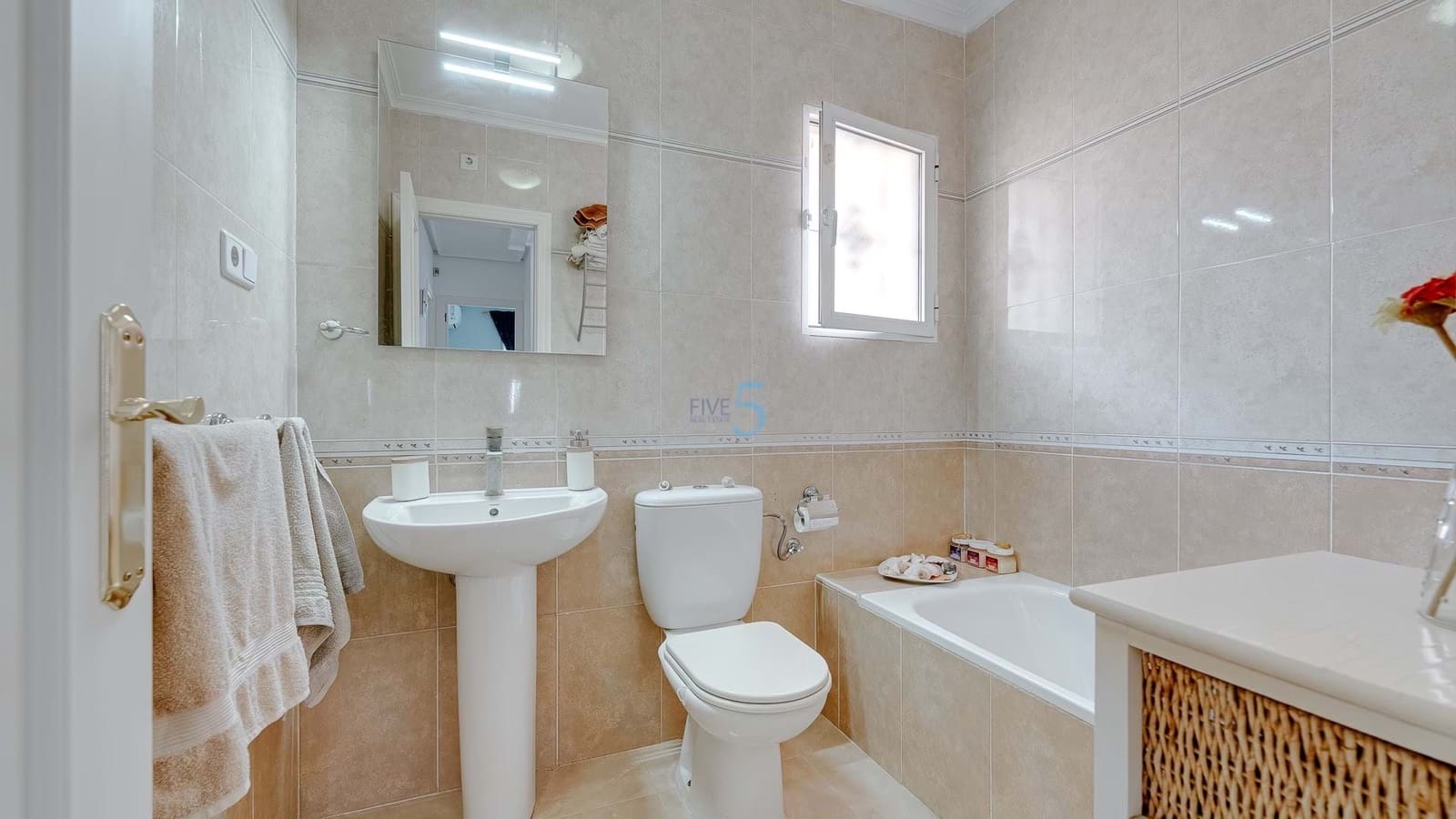 4 quarto Casa em Banda para venda em Ciudad Quesada com piscina garagem - 239 995 € (Ref: 9426714)