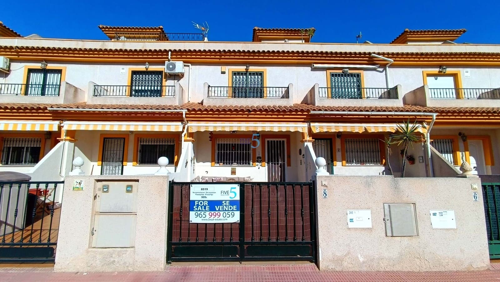 3 sovrum Hus till salu i Daya Nueva med pool - 150 000 € (Ref: 9428923)