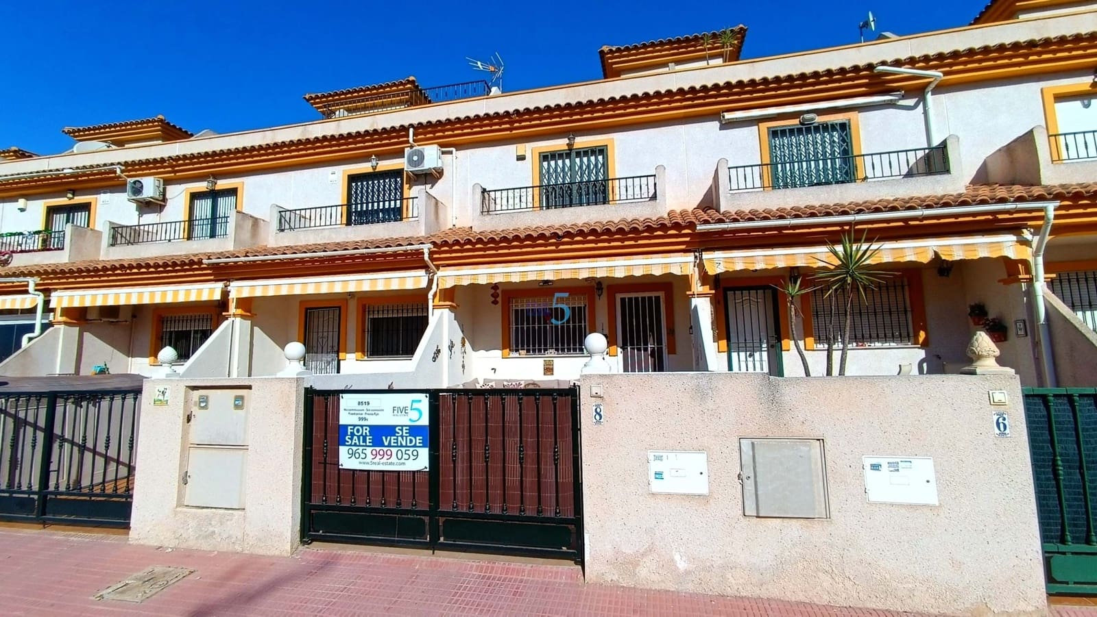 3 sovrum Hus till salu i Daya Nueva med pool - 150 000 € (Ref: 9428923)