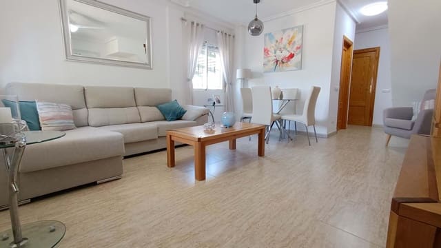 3 soveværelse Semi-Rækkehus til salg i Daya Nueva med swimmingpool - € 150.000 (Ref: 9429532)