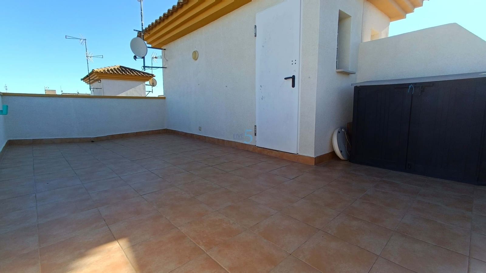 3 chambre Villa/Maison Semi-Mitoyenne à vendre à Daya Nueva avec piscine - 150 000 € (Ref: 9429532)