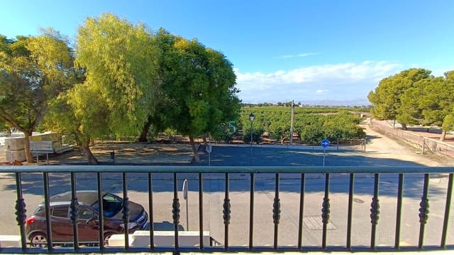 3 soveværelse Semi-Rækkehus til salg i Daya Nueva med swimmingpool - € 150.000 (Ref: 9429532)