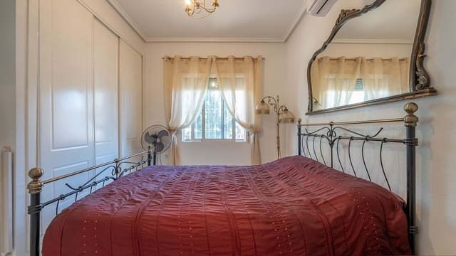 2 makuuhuone Huvila myytävänä paikassa Rojales mukana uima-altaan - 265 000 € (Ref: 9429533)