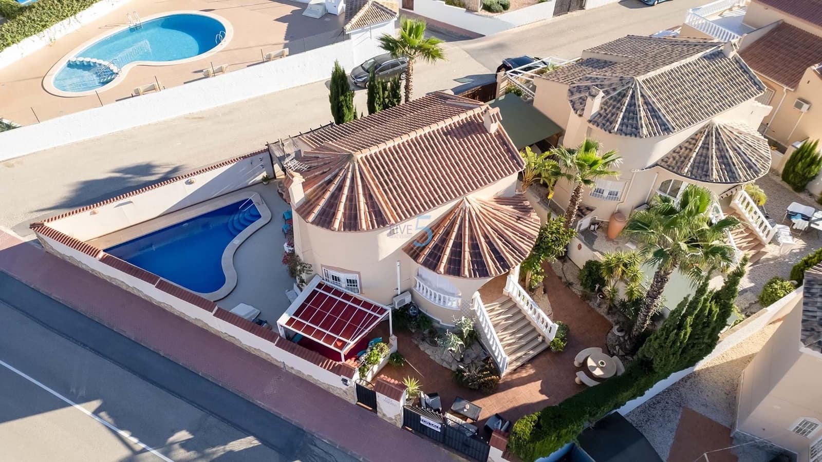 2 makuuhuone Huvila myytävänä paikassa Rojales mukana uima-altaan - 265 000 € (Ref: 9429533)