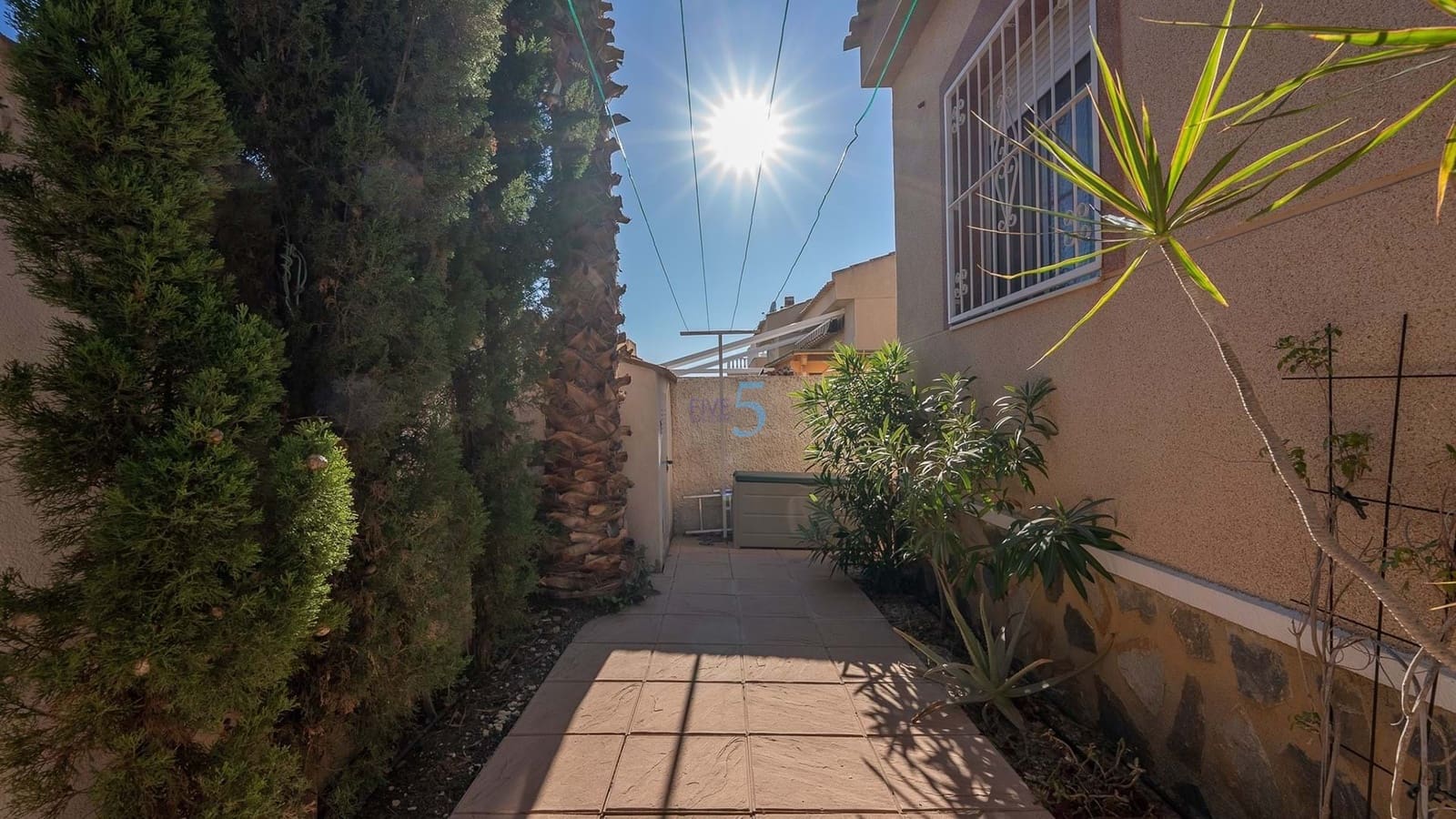 2 makuuhuone Huvila myytävänä paikassa Rojales mukana uima-altaan - 265 000 € (Ref: 9429533)