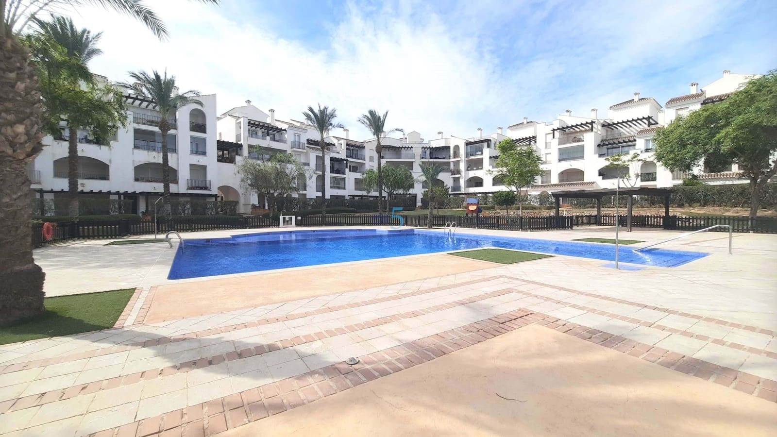 2 chambre Appartement à vendre à Roldan avec piscine garage - 165 000 € (Ref: 9432823)