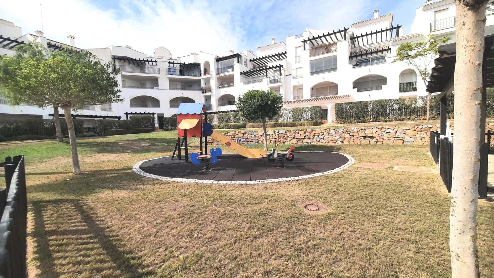 2 chambre Appartement à vendre à Roldan avec piscine garage - 165 000 € (Ref: 9432823)