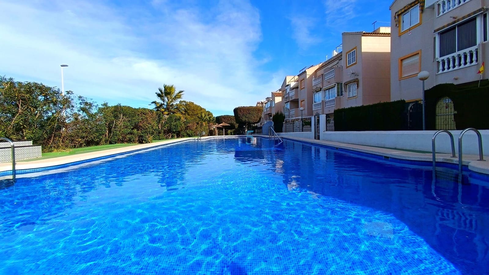 2 makuuhuone Huoneisto myytävänä paikassa La Mata mukana uima-altaan - 139 900 € (Ref: 9432826)