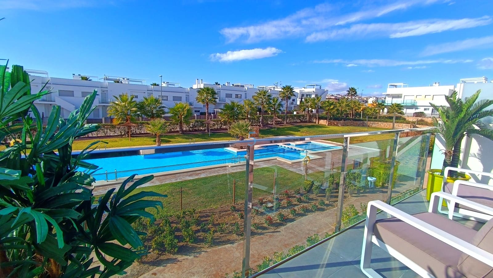 2 makuuhuone Huoneisto myytävänä paikassa Vistabella mukana uima-altaan 
autotalli - 225 000 € (Ref: 9436339)