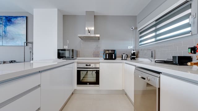 2 quarto Apartamento para venda em Vistabella, Orihuela com piscina garagem - 225 000 € (Ref: 9436339)