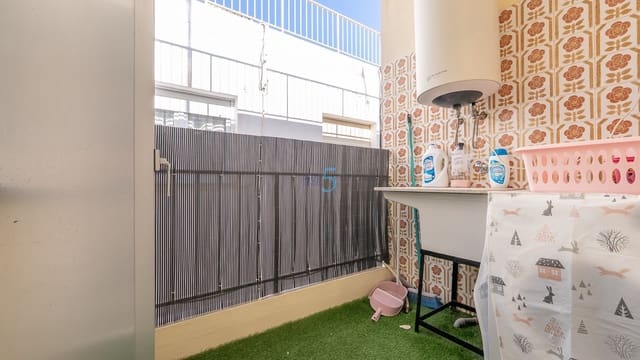 3 makuuhuone Huoneisto myytävänä paikassa Lo Pagan, San Pedro del Pinatar mukana 
autotalli - 175 000 € (Ref: 9442030)