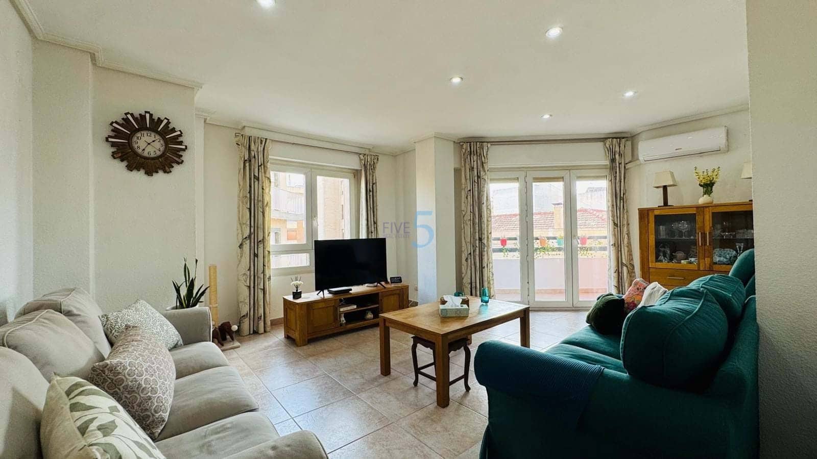 3 bedroom Apartment for sale in Almoradi - € 125,000 (Ref: 9444924)