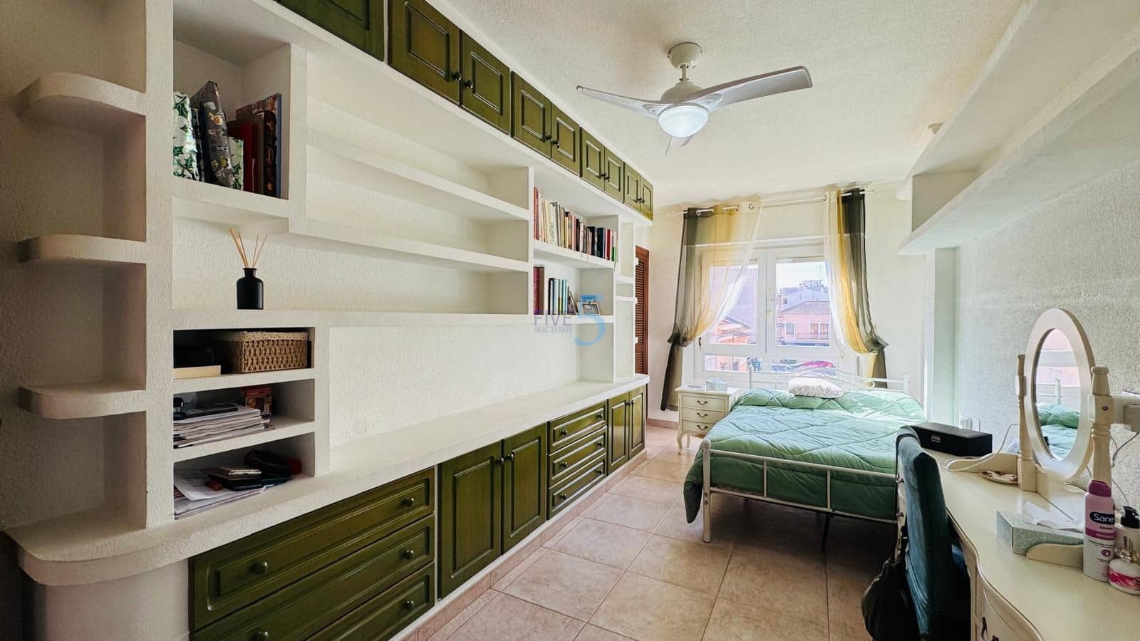 3 bedroom Apartment for sale in Almoradi - € 125,000 (Ref: 9444924)