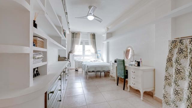 3 bedroom Apartment for sale in Almoradí - € 125,000 (Ref: 9444924)