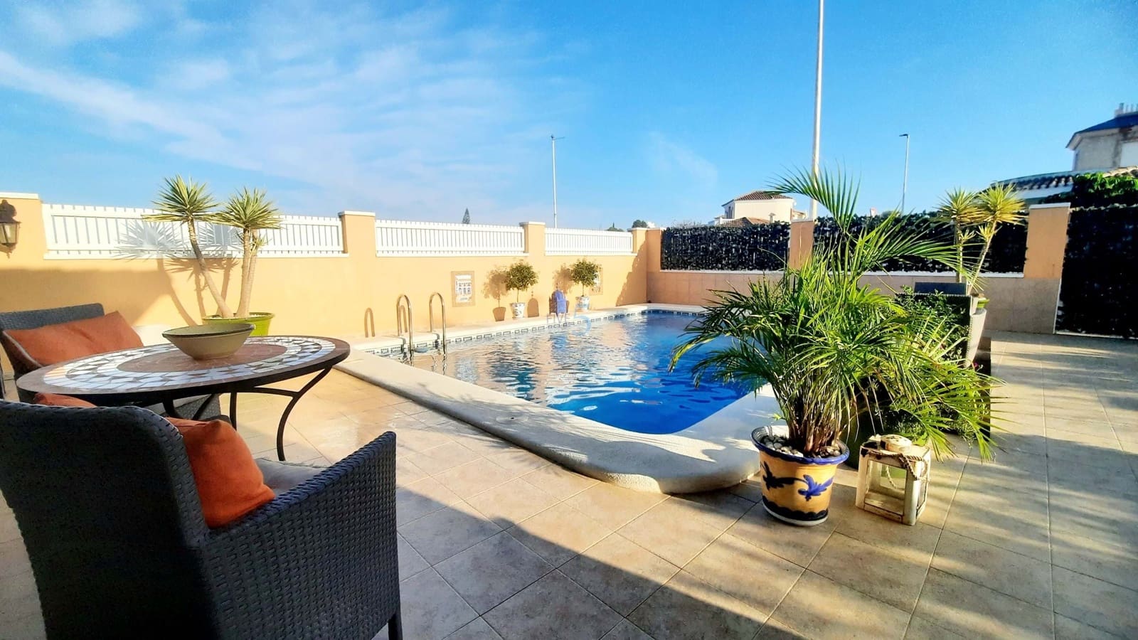 3 quarto Moradia para venda em Los Alcazares com piscina garagem - 329 999 € (Ref: 9446684)