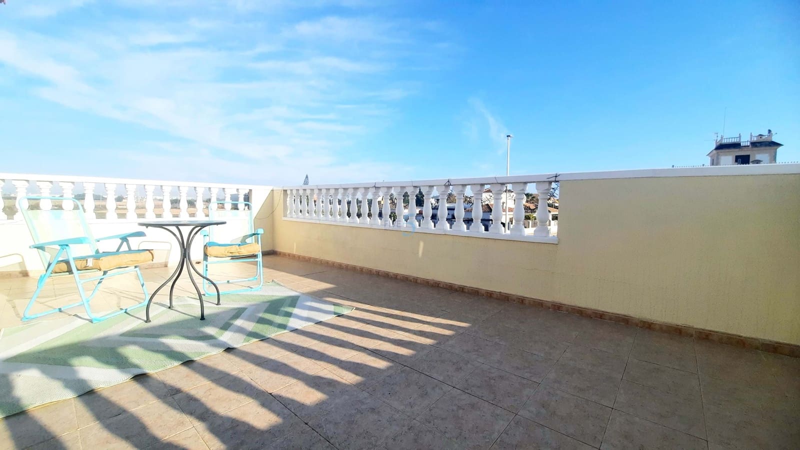 3 quarto Moradia para venda em Los Alcazares com piscina garagem - 329 999 € (Ref: 9446684)