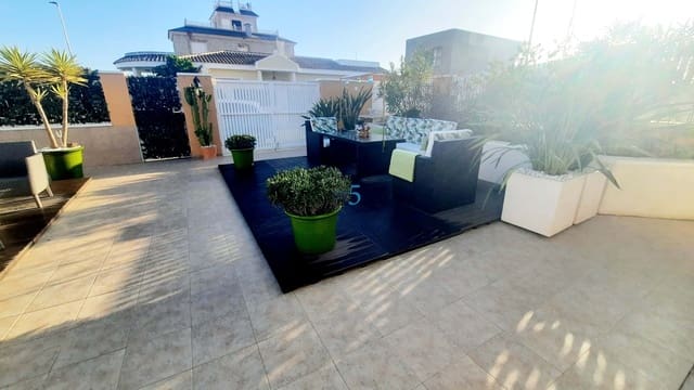 3 quarto Moradia para venda em Los Alcázares com piscina garagem - 329 999 € (Ref: 9446684)