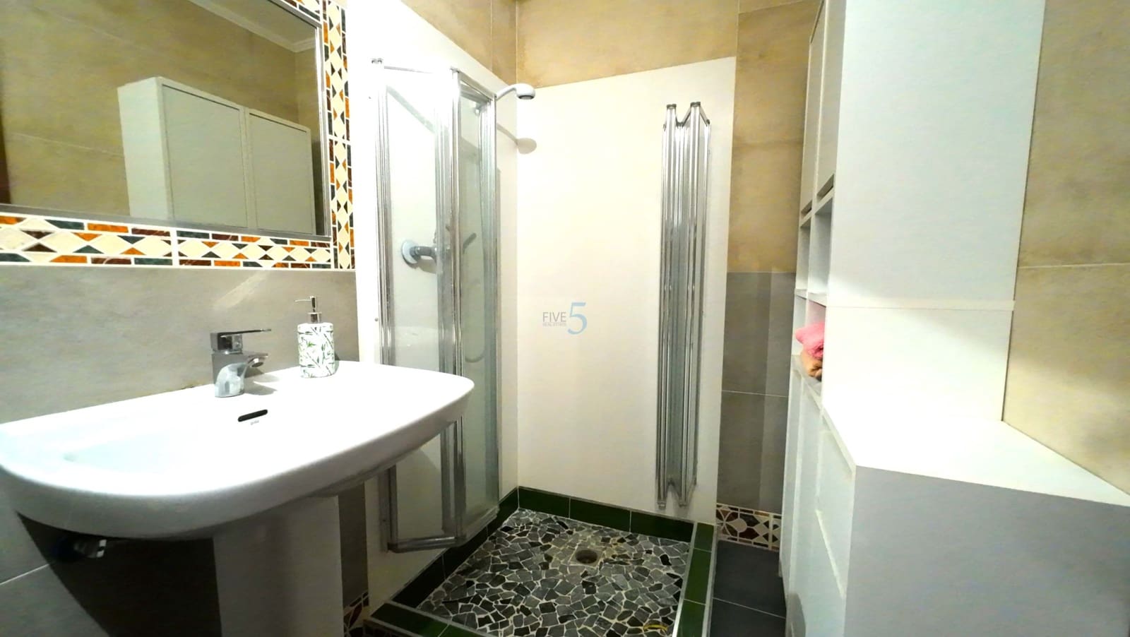 1 sovrum Lägenhet till salu i Torrevieja med pool - 110 000 € (Ref: 9447218)