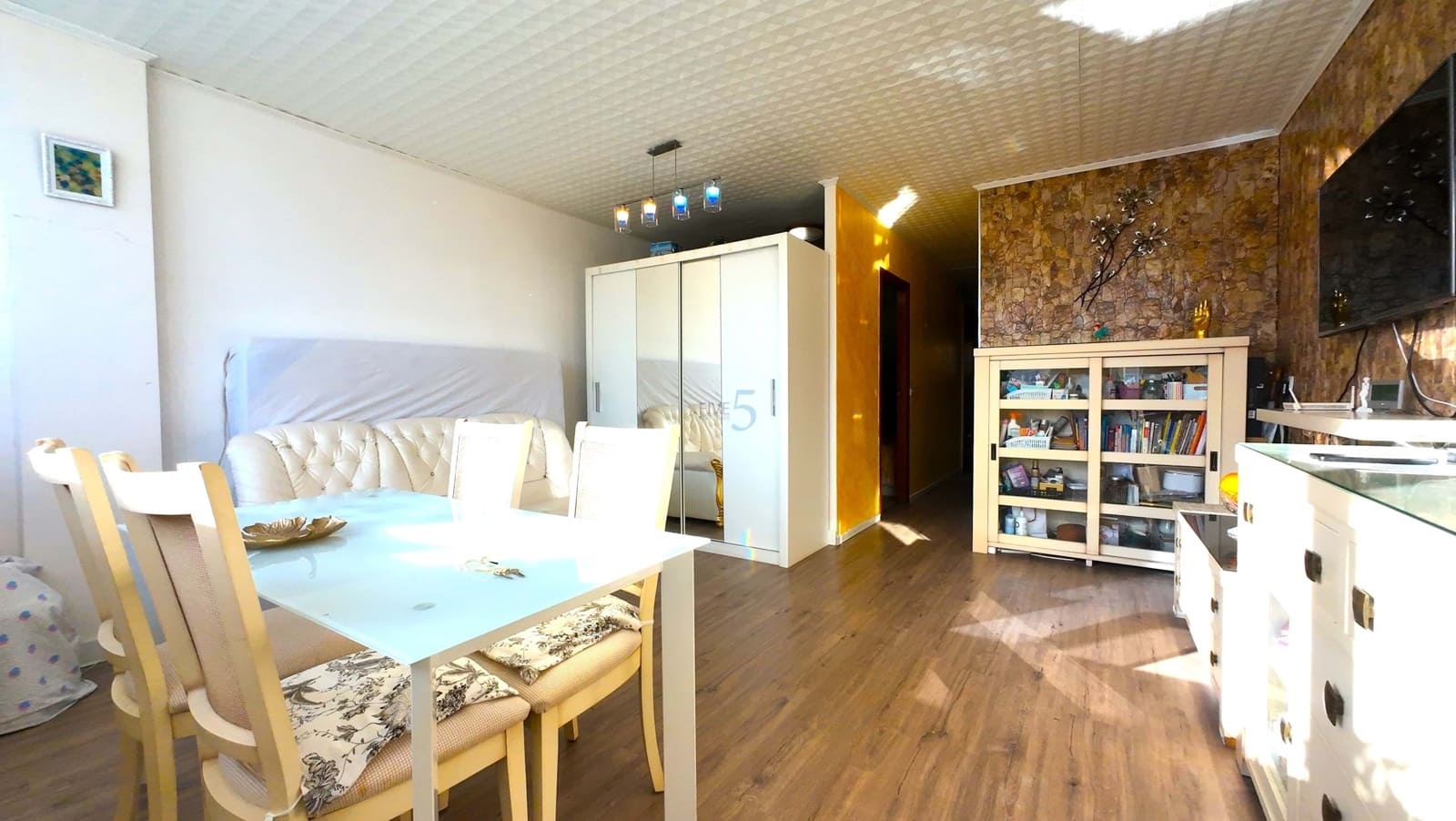 1 sovrum Lägenhet till salu i Torrevieja med pool - 110 000 € (Ref: 9447218)