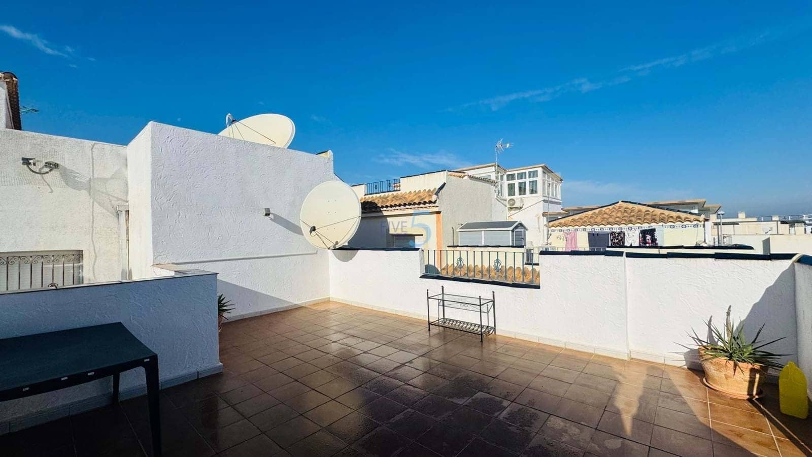 3 bedroom Townhouse for sale in Villamartin with pool garage - € 220,000 (Ref: 9447219)