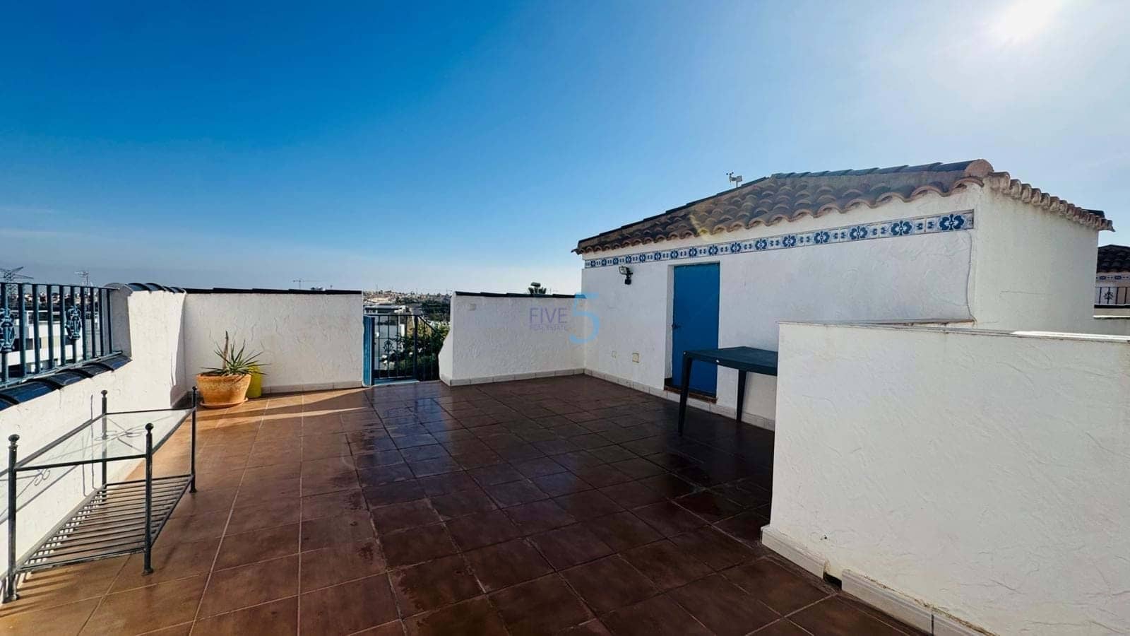 3 bedroom Townhouse for sale in Villamartin with pool garage - € 220,000 (Ref: 9447219)