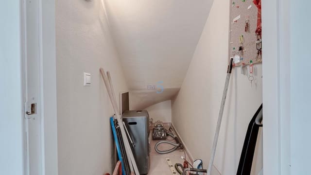 Casa de 3 habitaciones en Villamartin, Orihuela en venta con piscina garaje - 220.000 € (Ref: 9447219)