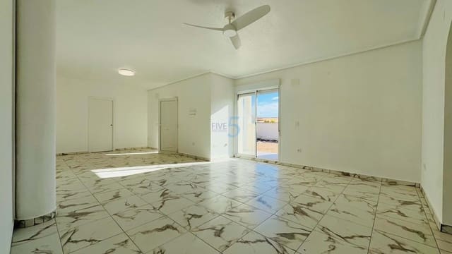 4 bedroom Villa for sale in Playa Flamenca, Orihuela with garage - € 509,000 (Ref: 9450021)