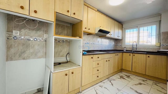 4 bedroom Villa for sale in Playa Flamenca, Orihuela with garage - € 509,000 (Ref: 9450021)