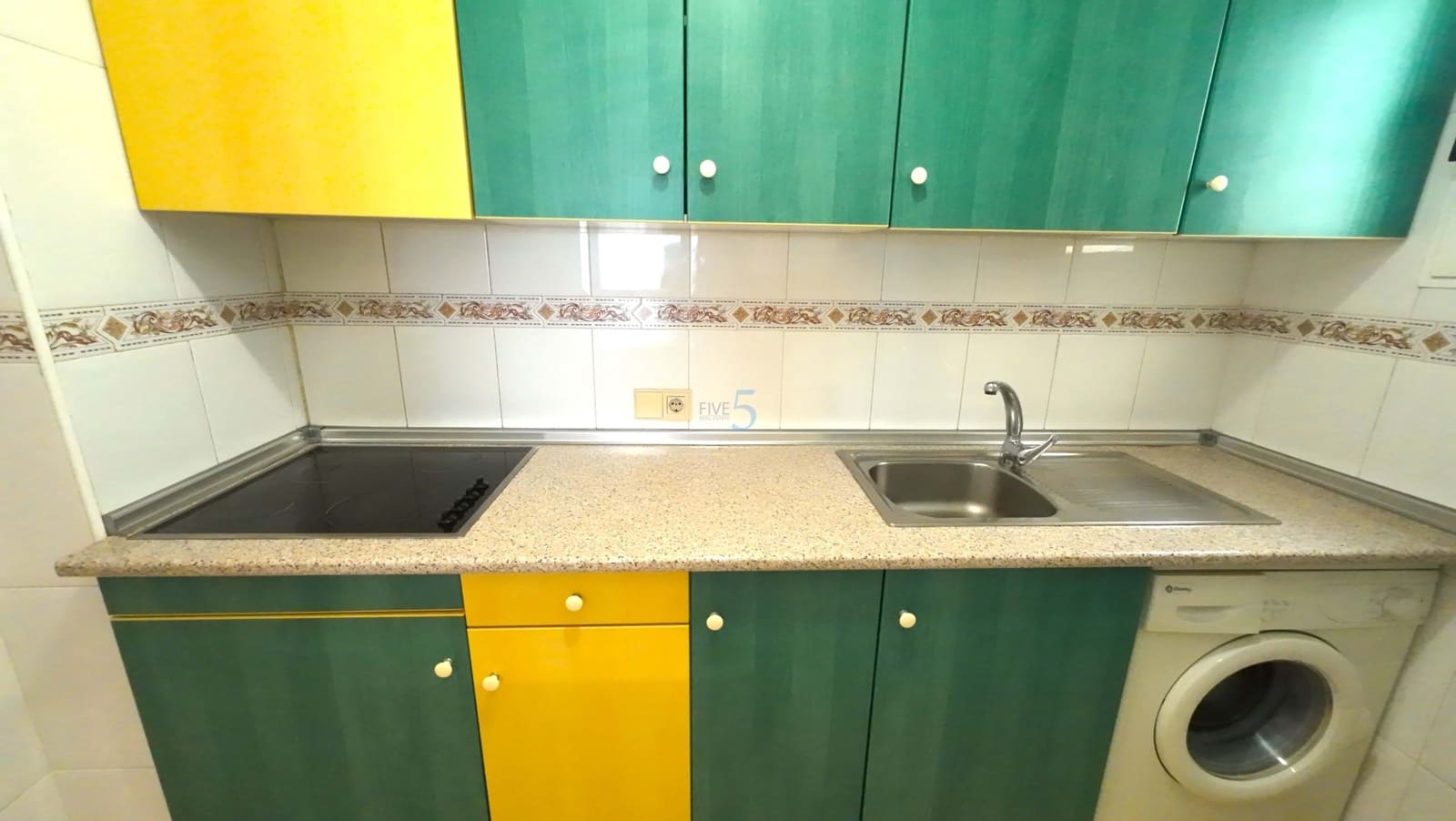 2 soverom Leilighet til salgs i Torrevieja med svømmebasseng - € 142 500 (Ref: 9451450)