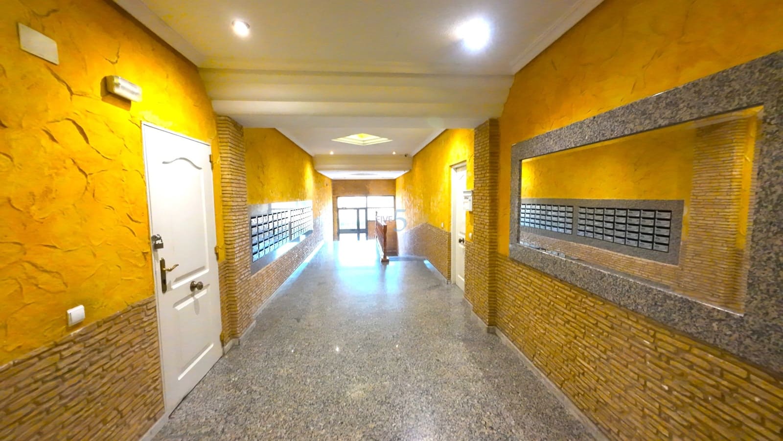 2 soverom Leilighet til salgs i Torrevieja med svømmebasseng - € 142 500 (Ref: 9451450)