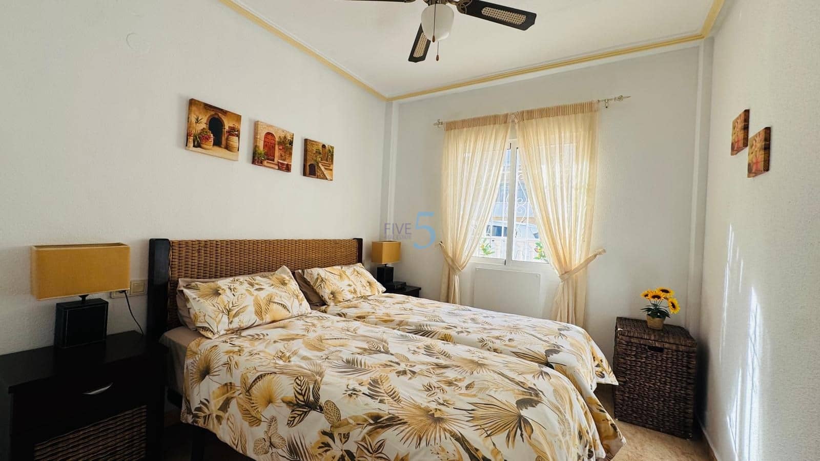 2 quarto Casa em Banda para venda em Orihuela Costa - 195 000 € (Ref: 9451451)